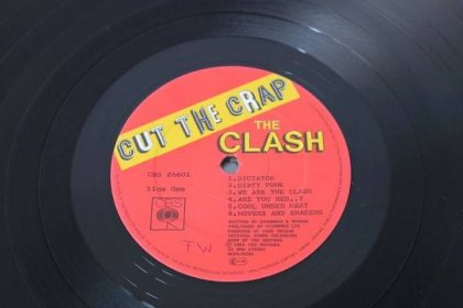 The Clash - Cut The Crap (LP) - Hudba
