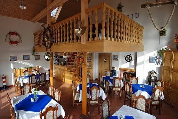 Vnitřní prostor restaurace Marina Vltava