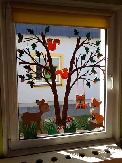Fall Classroom Window Decorations