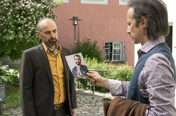 Ein Krimi aus Passau - Zu jung zu sterben - Z filmu - Husam Chadat, Michael Ostrowski