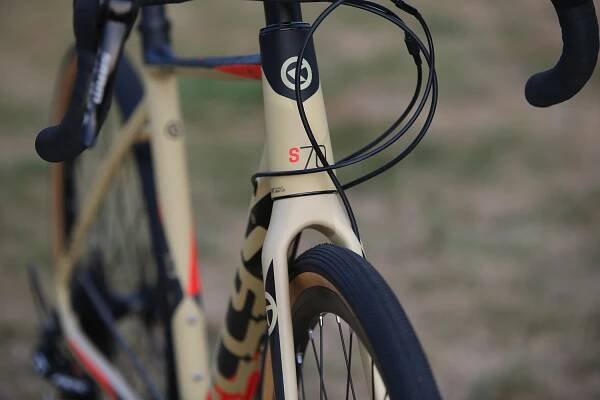 Kellys Soot 70 - Technika - Redakční foto - Fotogalerie - MTBS.cz
