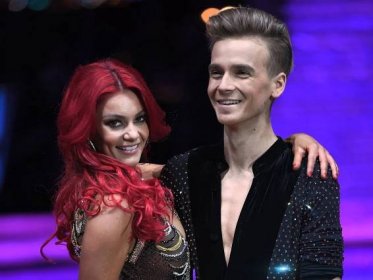 Dianne Buswell sizzles in barely-there outfit for romantic date night with boyfriend Joe Sugg