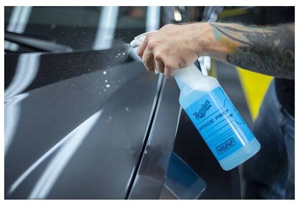 Přípravek pro odmaštění, údržbu a posouzení stavu laku Meguiar's Surface Prep (3,78 l)