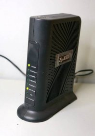 ADSL2+ modem/router Zyxel P-660HN-T3A (802.11n WIFI) - Komponenty pro PC