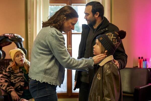Tereza Vilišová, Roman Blumaier, Theo Schaefer - Případy mimořádné Marty - Pralesnička strašná - Z filmu