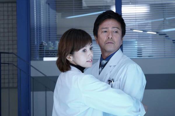 Kasóken no onna - Kisei suru onna - Z filmu - Jasuko Sawaguči, Tóru Kazama