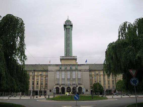 Soubor:Nová radnice, Ostrava.JPG – Wikipedie