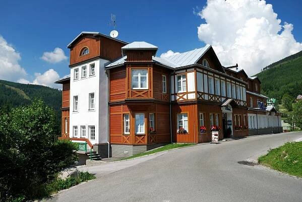 Hotel Sněžka Špindlerův Mlýn - ubytování | Hportal.cz