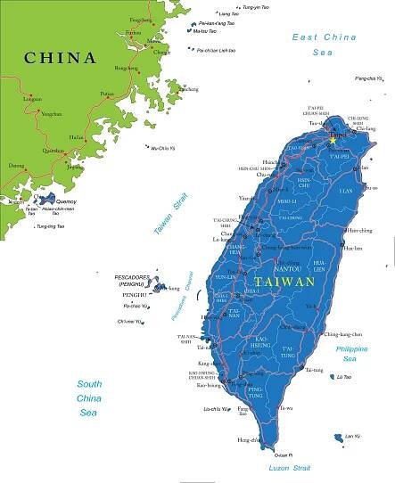 Tchajwan vysoce podrobná vektorová mapa s administrativními regiony, hlavními městy a silnicemi. — Ilustrace