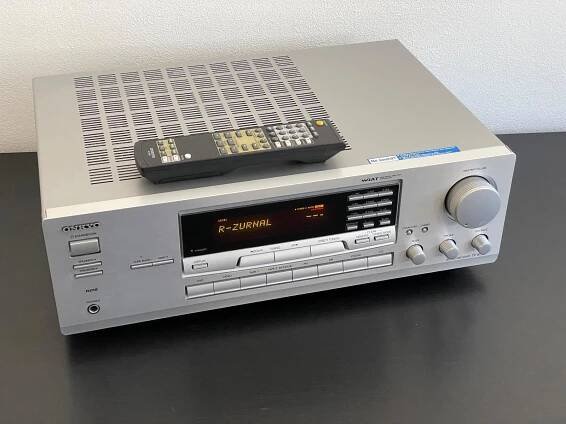 STEREO ZESILOVAČ RECEIVER ONKYO TX-8522 + dálkové ovládání