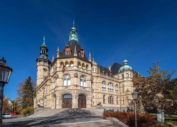 Soubor:Liberec Severočeské muzeum 3.jpg – Wikipedie