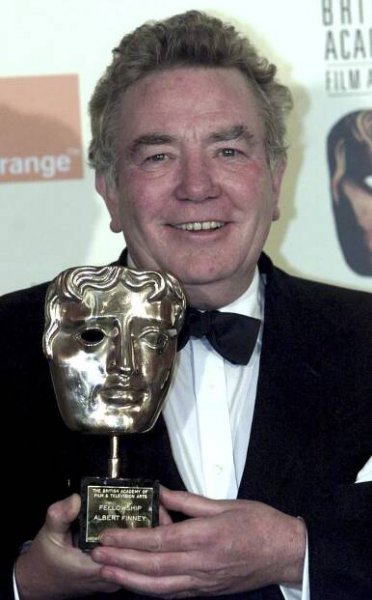 Zemřel herec Albert Finney (†82), tvář Hercula Poirota i Winstona Churchilla