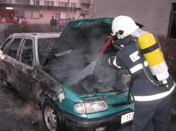 Požár v Havířově zničil automobil