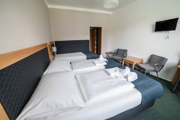 POKOJE | HOTEL ROZVOJ, KLATOVY: UBYTOVÁNÍ KLATOVY