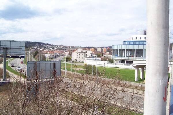 Soubor:Global view on Brno-Komín city district.jpg