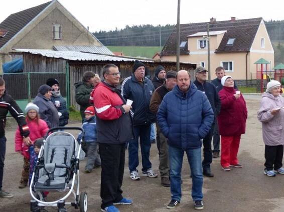 Rozsvěcování stromečku - Oficiální stránky obce Sedliště