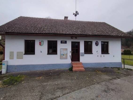 Tupadly - obecní úřad foto 5