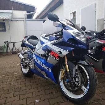 Suzuki gsxr 1000 k2 - 8