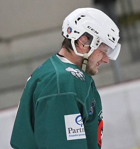 Medvědy čeká náročnější program než v NHL, jdou do boje o druhou ligu