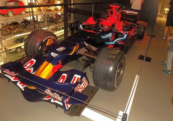 Toro Rosso STR3 Ferrari F1, 2008