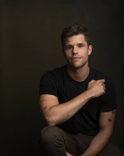 Charlie Carver