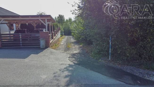 Prodej stavebního pozemku 5456 m2, Kladruby u Vlašimi, okr. Benešov
