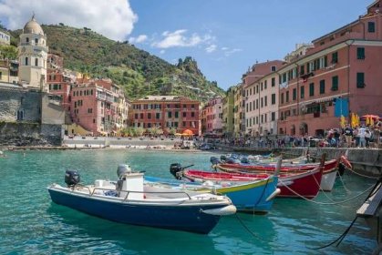 10 Best Places To Stay In Cinque Terre, Italy - Ready Set Italy