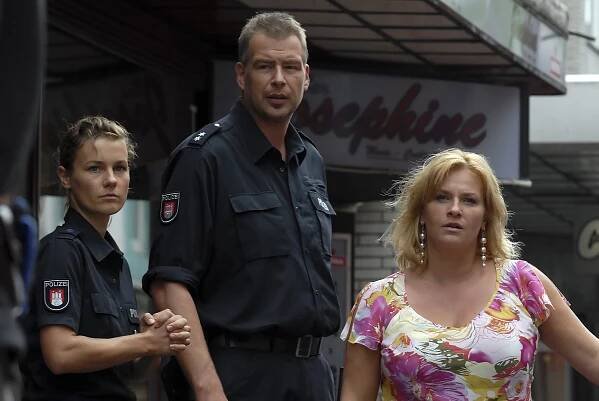 Policie Hamburk - Ujetí z místa nehody (S01E08) (2007)