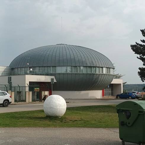 Hvězdárna a planetárium v Hradci Králové – Speciální základní škola, mateřská škola a praktická škola