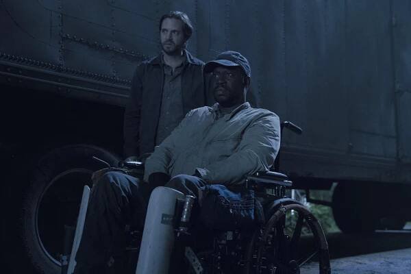 Aaron Stanford, Daryl Mitchell - Živí mrtví: Počátek konce - Blackjack - Z filmu