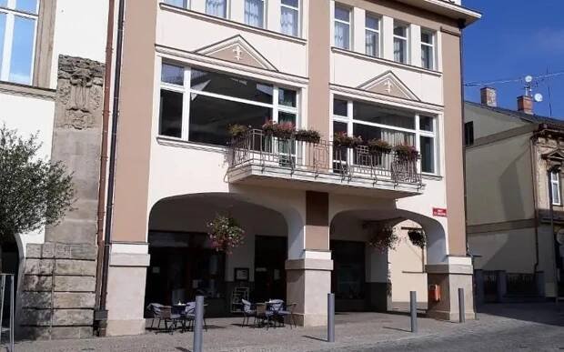 Booking.com: Dvůr Králové nad Labem: Penzion... - Skrz.cz