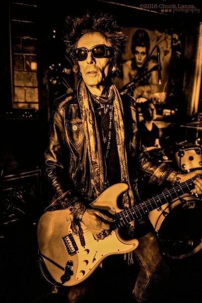 Earl Slick on Being David Bowie's Sideman and His New | Reverb News