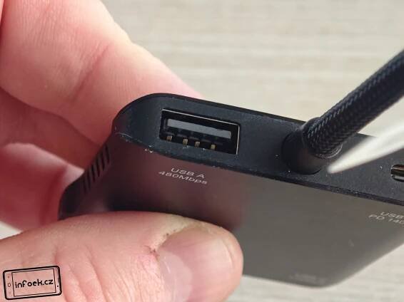 Test USB-C hubu FIXED HUB Quadri – 5 důležitých portů a vysoké rychlosti – Infoek.cz