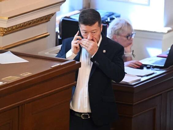 Okamurův syn se ženil v Rakousku: Samurajská svatba na zámku! Pozvali Lamboru i Křenkovou...