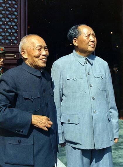 Soubor:Mao Zedong and Li Zongren.jpg