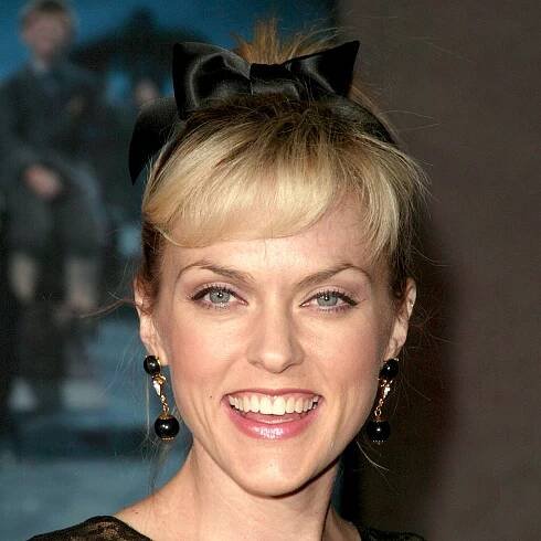 Parent Trap’s Elaine Hendrix Answers All Our Meredith Blake Questions