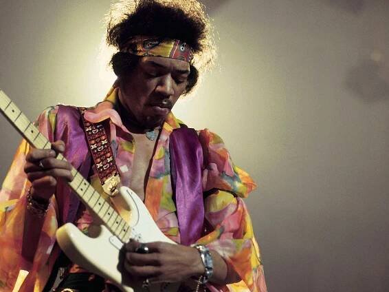 Jimi Hendrix smashed the barriers between lead and rhythm guitar with his revolutionary chord work. Learn how the most...