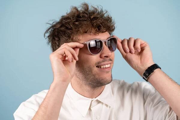Ray-Ban Erika RB4171 600068 54