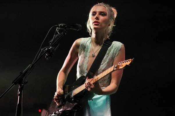 Wolf Alice Snags U.K. No. 1 With 'Blue Weekend'