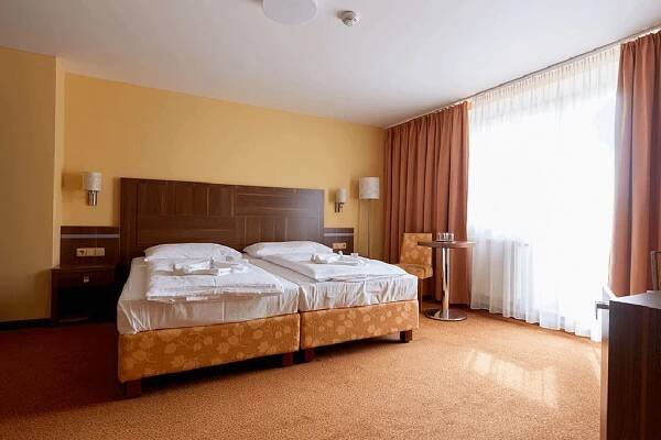 Dovolená v hotelu Energetic s volným vstupem na bazén a do wellness | Ogarek.cz