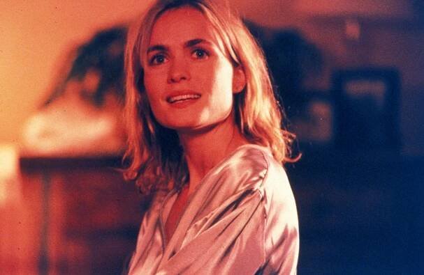 Smrtící žár - Z filmu - Radha Mitchell