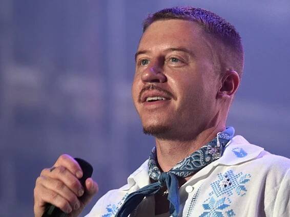 Macklemore Delivers Impromptu Speech at Pro-Palestine Rally in D.C.