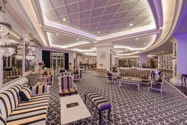 Rezort Delphin Imperial Lara 5*