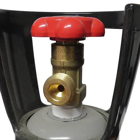 TLAKOVÁ LÁHEV NA CO2 2 KG | hasicitechnika.com