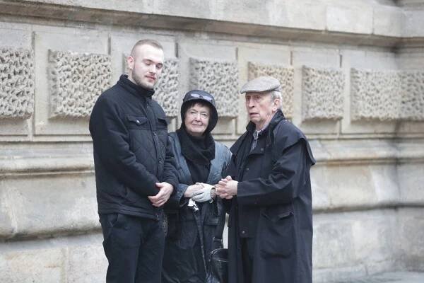 Velké překvapení na pohřbu Luďka Munzara (†85): Místo vdovy přišla exmanželka!