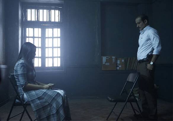 Ittefaq - Z filmu - Sonakshi Sinha, Akshaye Khanna