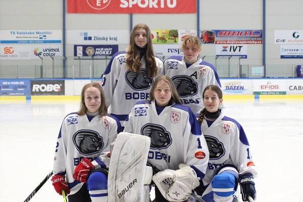 Emílie Sadílková: Chtěla bych se společně posouvat dál a jako tým postoupit do extraligy HC Bobři Valašské Meziříčí
