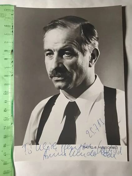 Autogram podpis Armin Mueler Stahl (Místo činu)