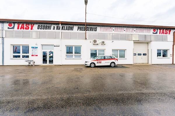 Přezutí pneumatik a pneuservis v Brně | TASY.cz