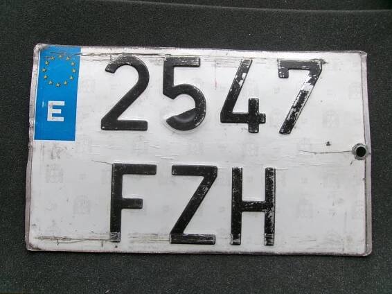 Automobil poznávací registrační značka SPZ Španělsko - Auto-moto